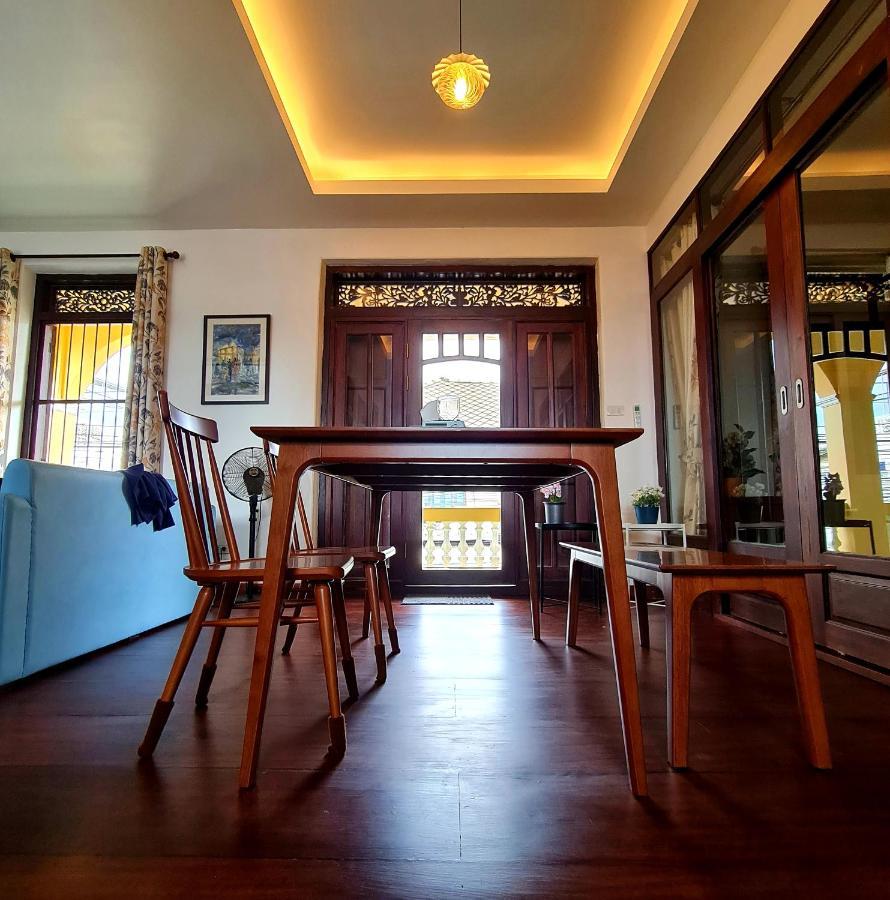 Sittisang Heritage House 1920 Kanchanaburi Dış mekan fotoğraf